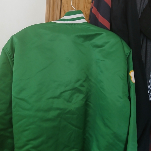 Large Starter Boston Celtics Bomber style Jacket adammosh2016 at Gmail dot com - Picture 5 of 6
